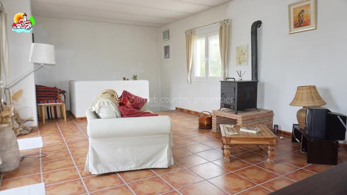 Image No.9-5 Bed Country Property for sale