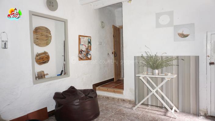 Image No.25-5 Bed Country Property for sale