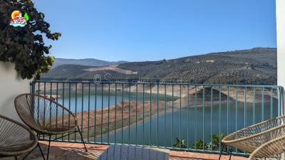 Maison de ville de 3 chambres à vendre à Iznájar