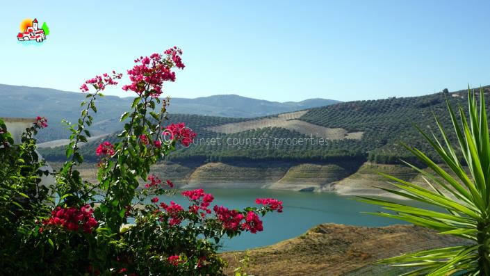 Image No.12-Maison de ville de 3 chambres à vendre à Iznájar