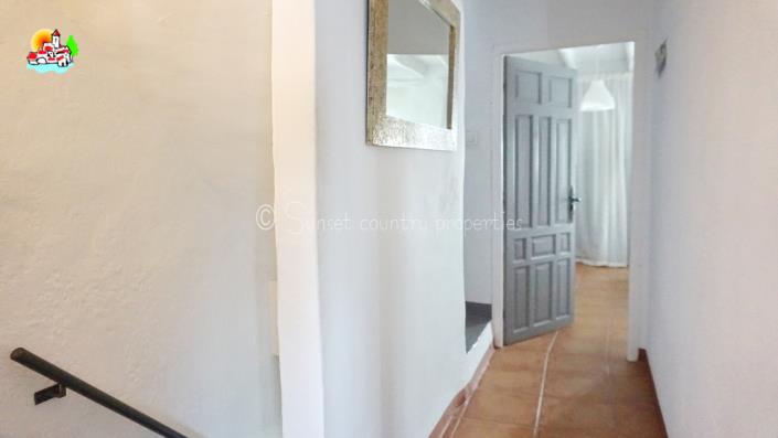 Image No.22-Maison de ville de 3 chambres à vendre à Iznájar