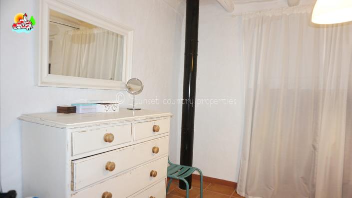 Image No.27-Maison de ville de 3 chambres à vendre à Iznájar