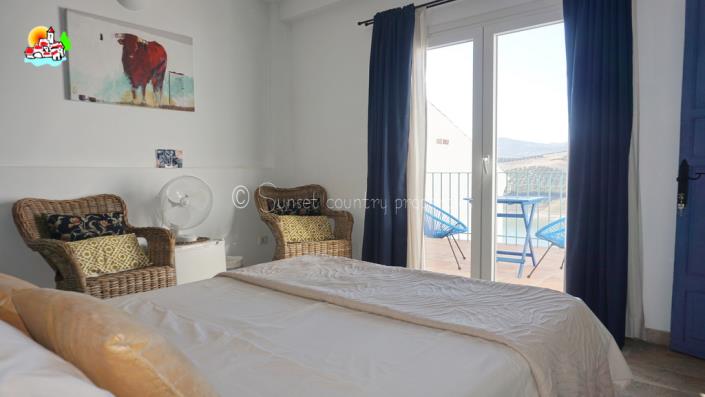 Image No.30-Maison de ville de 3 chambres à vendre à Iznájar