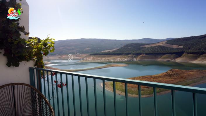 Image No.45-Maison de ville de 3 chambres à vendre à Iznájar