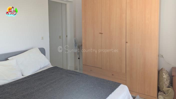 Image No.18-2 Bed Townhouse for sale