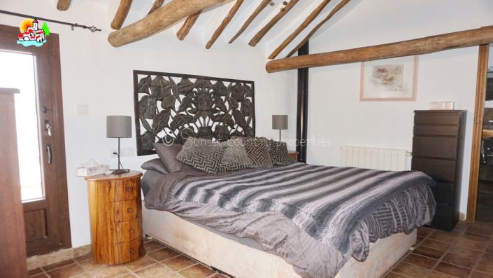 Image No.16-5 Bed Country Property for sale