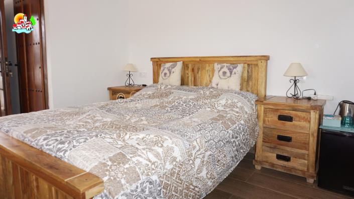 Image No.34-5 Bed Country Property for sale