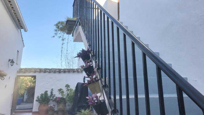 Image No.33-5 Bed Country Property for sale