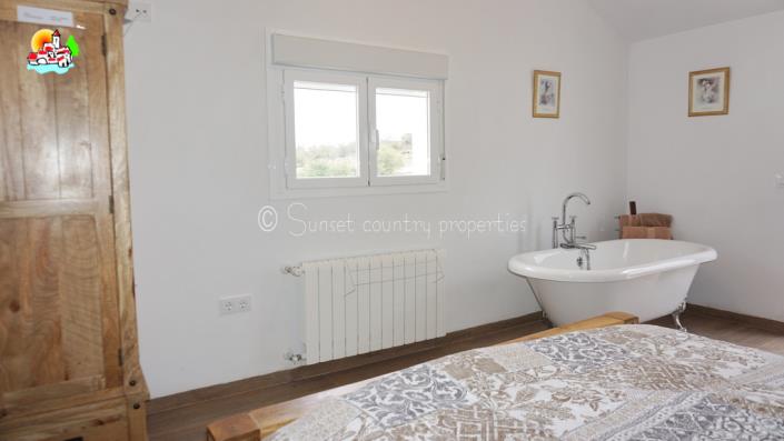 Image No.35-5 Bed Country Property for sale