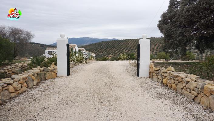 Image No.42-5 Bed Country Property for sale