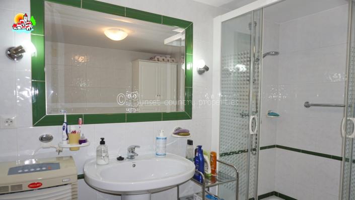 Image No.26-Villa de 3 chambres à vendre à Loja