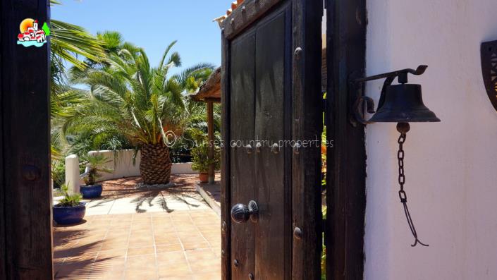 Image No.8-4 Bed Country Property for sale