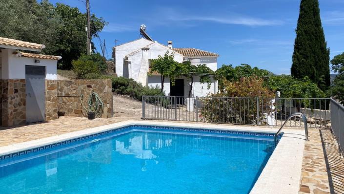 Image No.2-Propriété de pays de 4 chambres à vendre à Iznájar