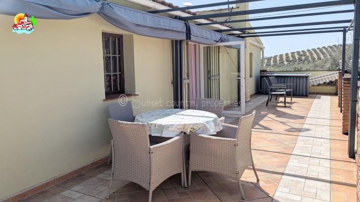 Image No.26-4 Bed Country Property for sale