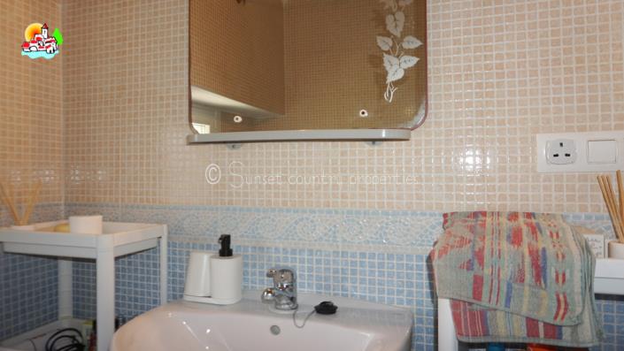 Image No.32-4 Bed Country Property for sale