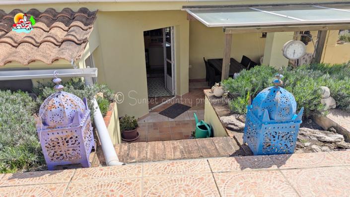 Image No.44-4 Bed Country Property for sale