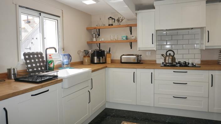 Image No.12-4 Bed Townhouse for sale