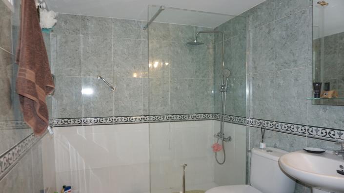 Image No.22-4 Bed Townhouse for sale