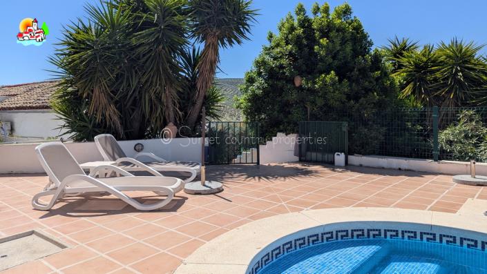 Image No.26-5 Bed Country Property for sale