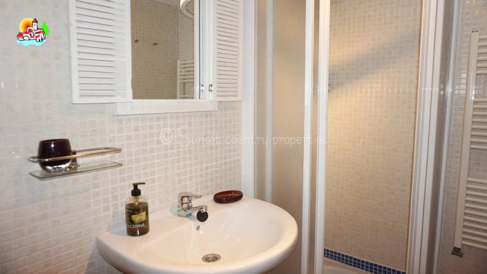 Image No.45-5 Bed Country Property for sale