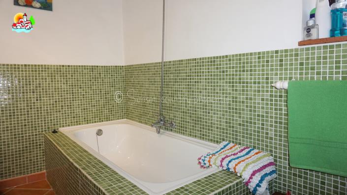 Image No.24-4 Bed Country Property for sale