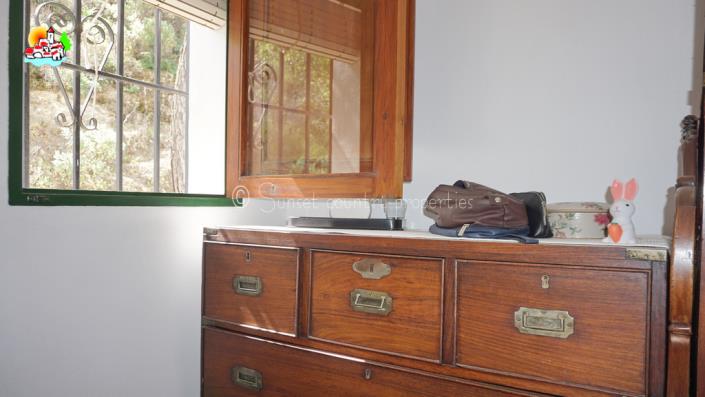 Image No.34-3 Bed Country Property for sale