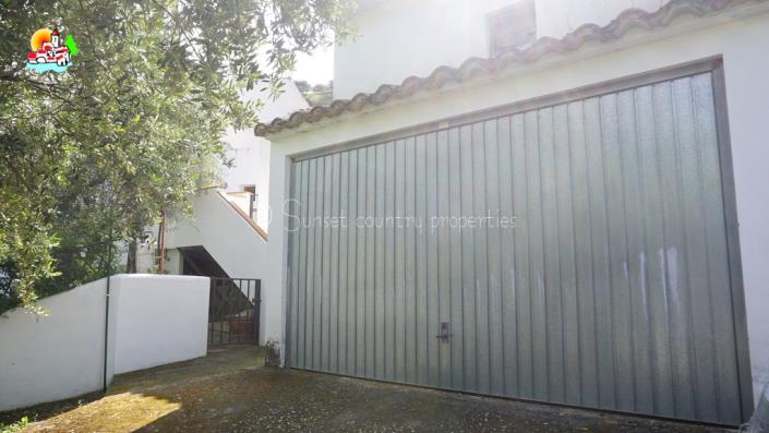 Image No.48-3 Bed Country Property for sale