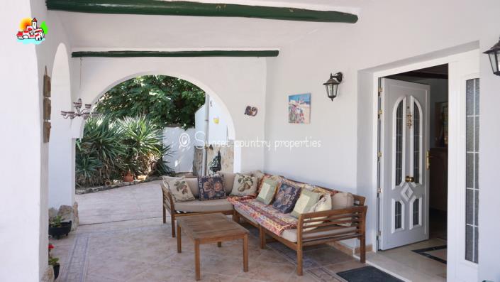 Image No.17-5 Bed Country House for sale