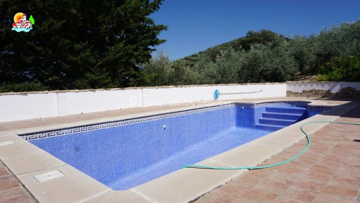 Image No.18-5 Bed Country House for sale