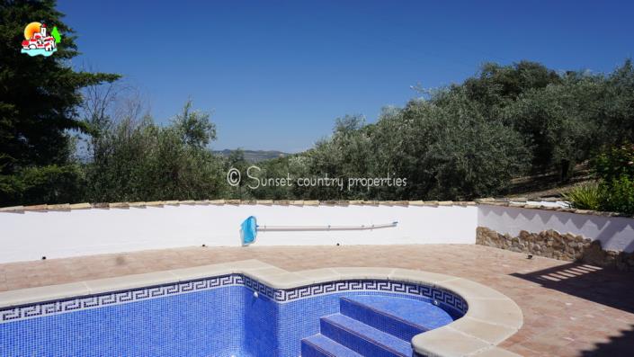 Image No.19-5 Bed Country House for sale