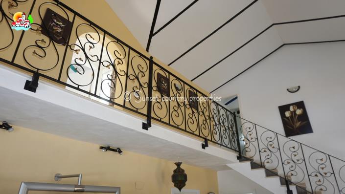 Image No.22-5 Bed Country House for sale