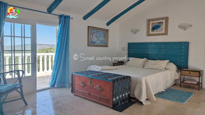 Image No.23-5 Bed Country House for sale