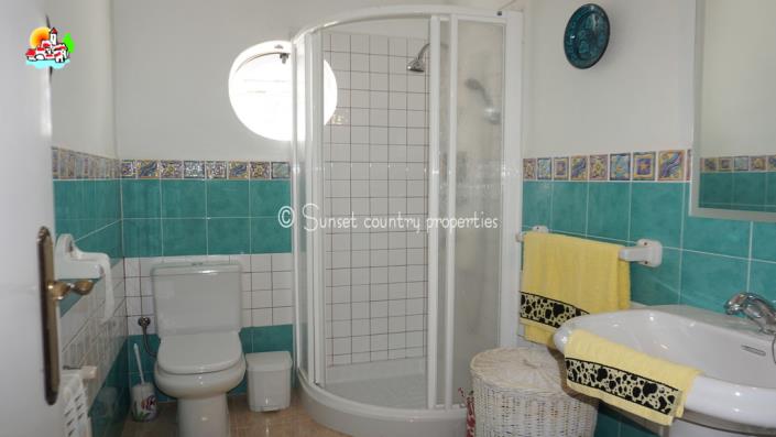 Image No.31-5 Bed Country House for sale