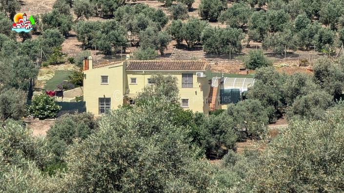 Image No.1-4 Bed Country Property for sale