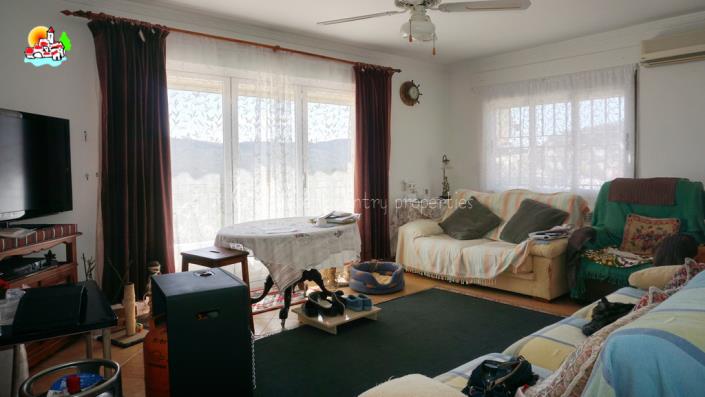 Image No.6-5 Bed Country Property for sale