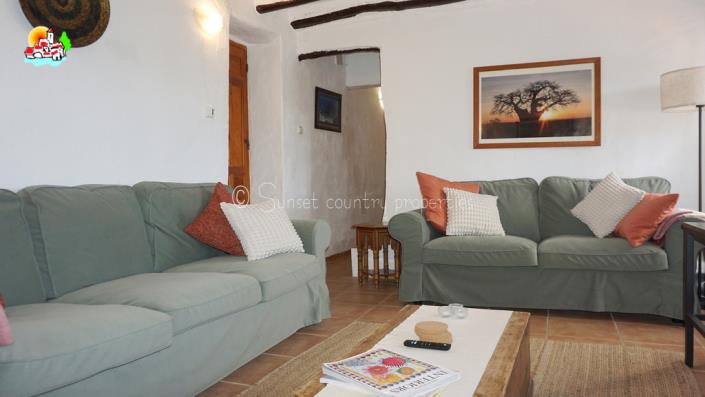 Image No.13-5 Bed Country House for sale