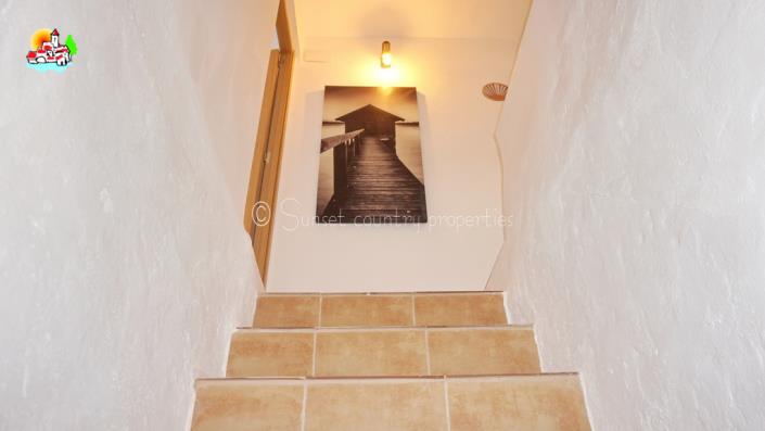 Image No.30-5 Bed Country House for sale