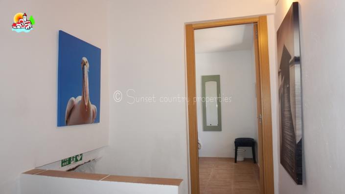 Image No.40-5 Bed Country House for sale