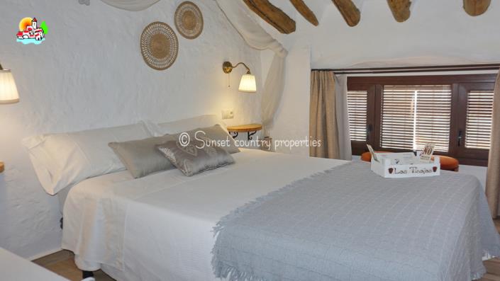 Image No.37-Maison de ville de 7 chambres à vendre à Cordoue