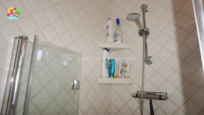 Image No.35-6 Bed Country Property for sale