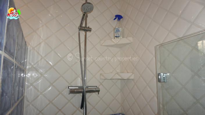 Image No.40-6 Bed Country Property for sale