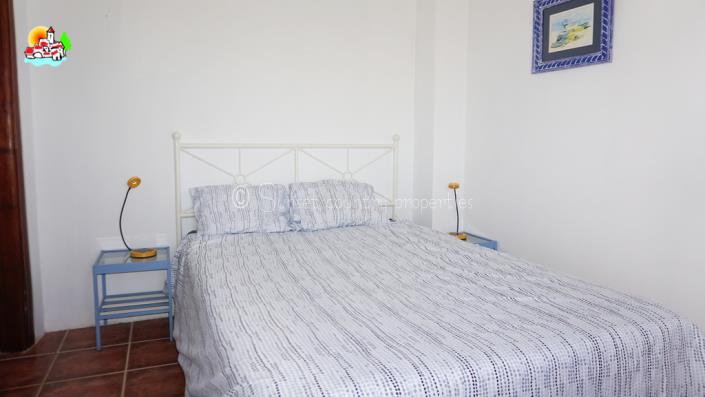 Image No.50-6 Bed Country Property for sale