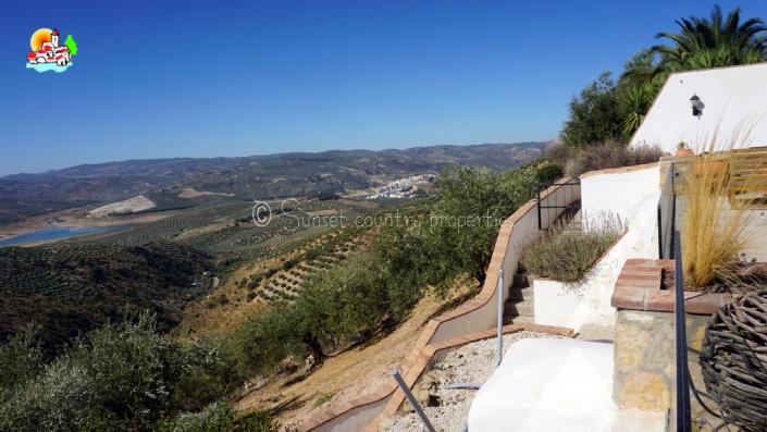 Image No.33-3 Bed Country Property for sale