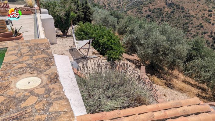 Image No.34-3 Bed Country Property for sale