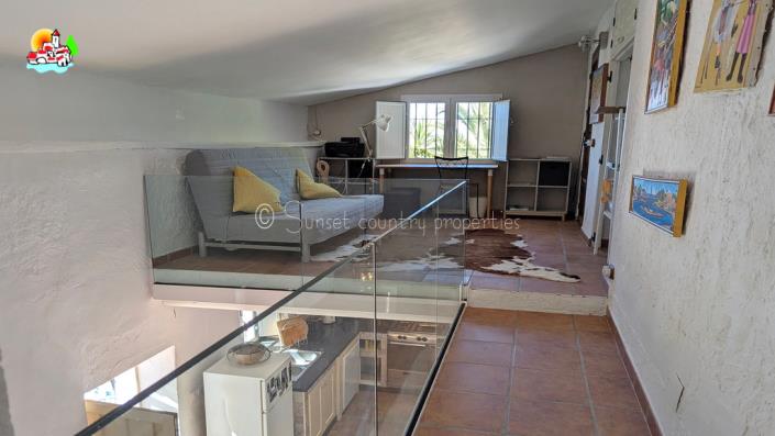 Image No.46-3 Bed Country Property for sale