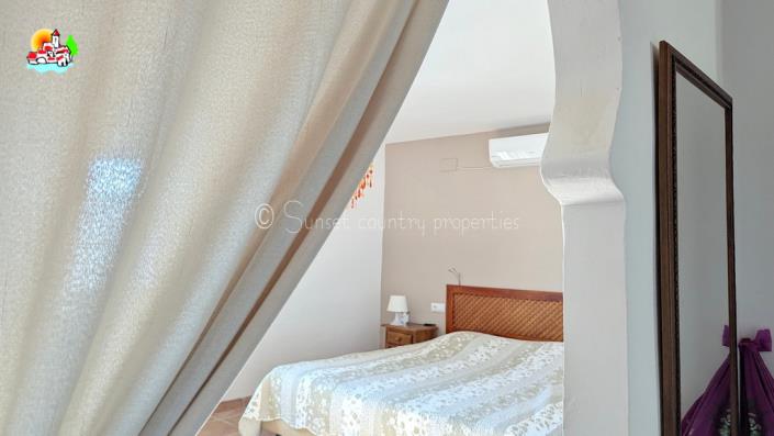 Image No.26-Propriété de pays de 9 chambres à vendre à Iznájar