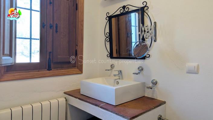 Image No.45-Propriété de pays de 9 chambres à vendre à Iznájar