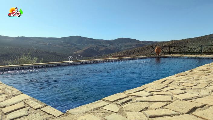 Image No.57-Propriété de pays de 9 chambres à vendre à Iznájar