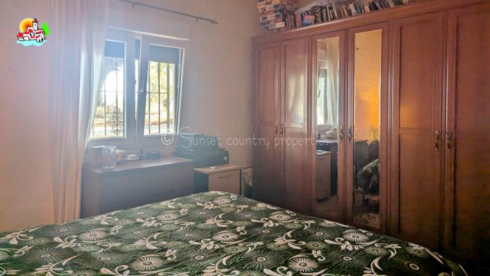 Image No.30-3 Bed Country Property for sale