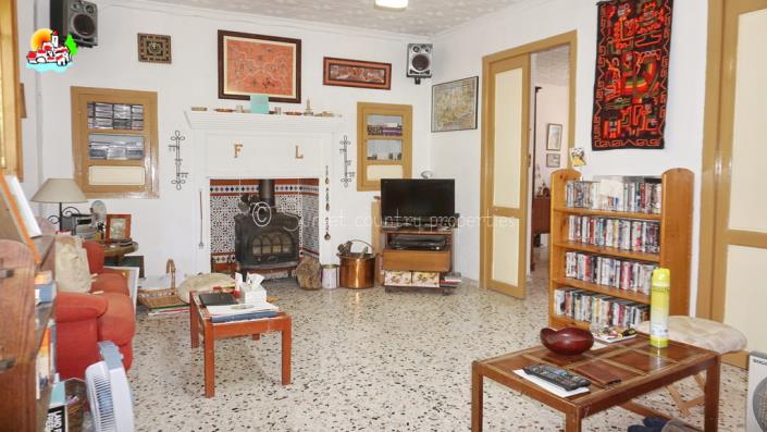 Image No.4-Propriété de pays de 5 chambres à vendre à Iznájar
